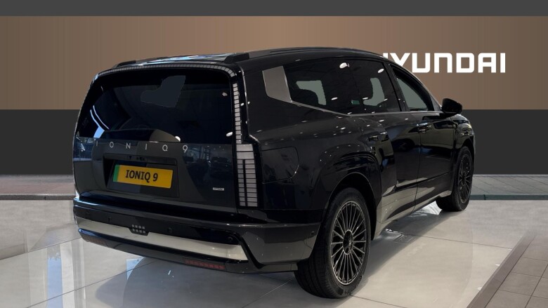 Hyundai IONIQ 9 226kW Calligraphy 110kWh 5dr AWD Auto Electric Estate